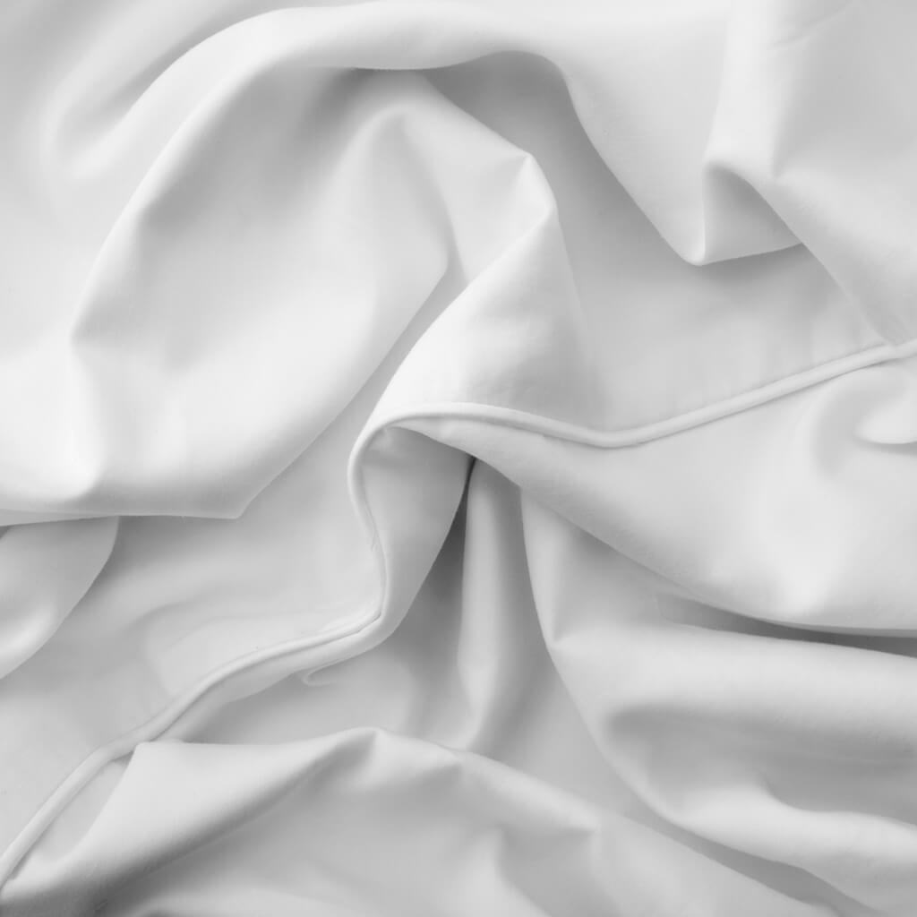 Egyptian Cotton 500 Thread Count Sateen Luxury Duvet Cover and 40cm Deep Fitted Sheet Set With Four Standard Pillowcases, Pure White