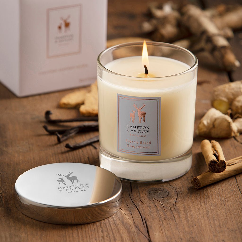 Luxury Scented Large Candle 235g, Freshly Baked Gingerbread